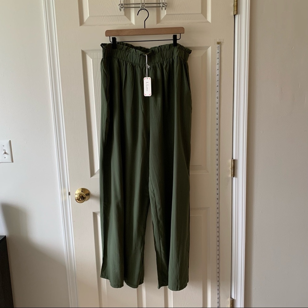 L. Love Green Paper Bag Elastic Waist Lightweight Trousers